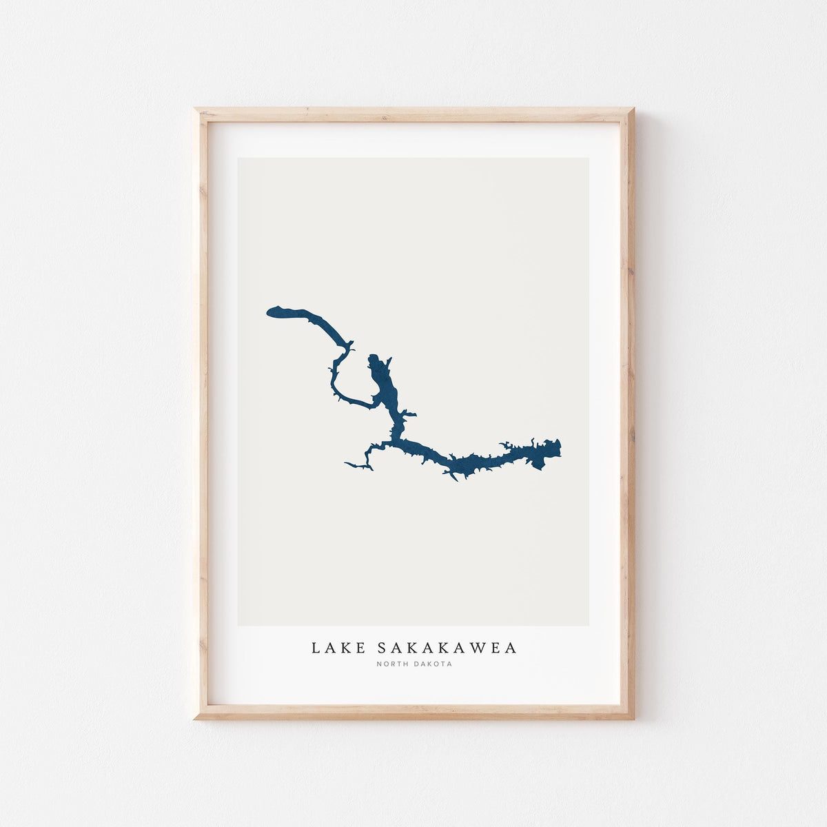 lake sakakawea north dakota map poster – minimalist lake wall art - image 3